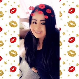 Meet your Posher, Yesy